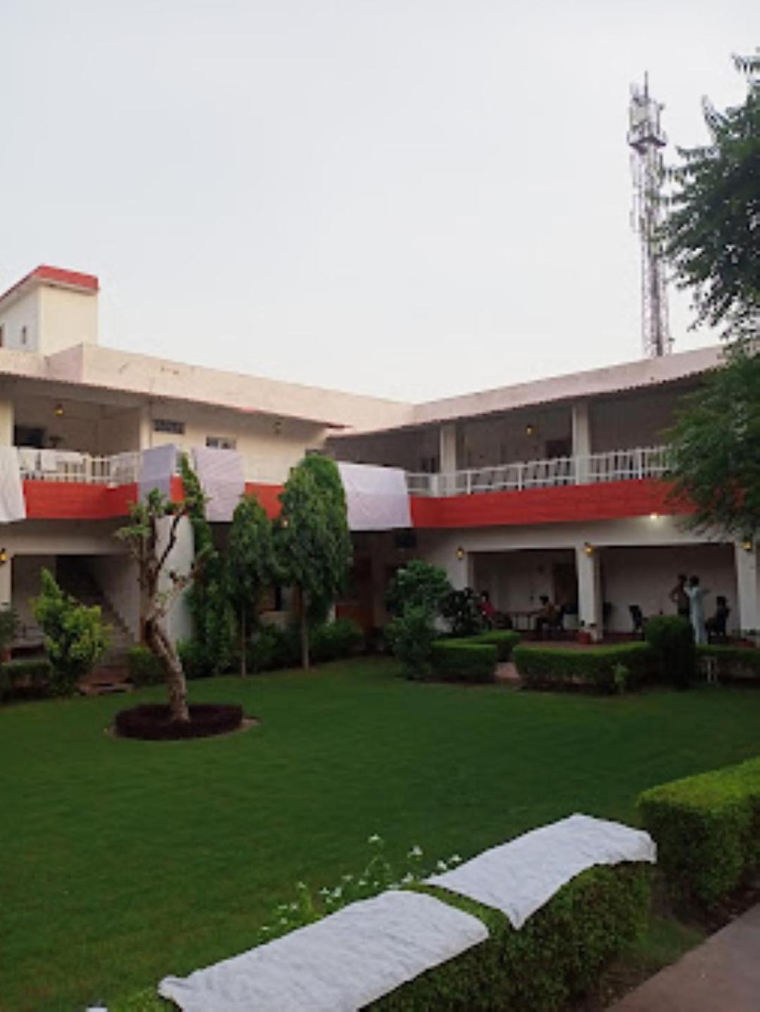 Prince Tourist Lodge,Fatehpur Sīkri Exterior foto